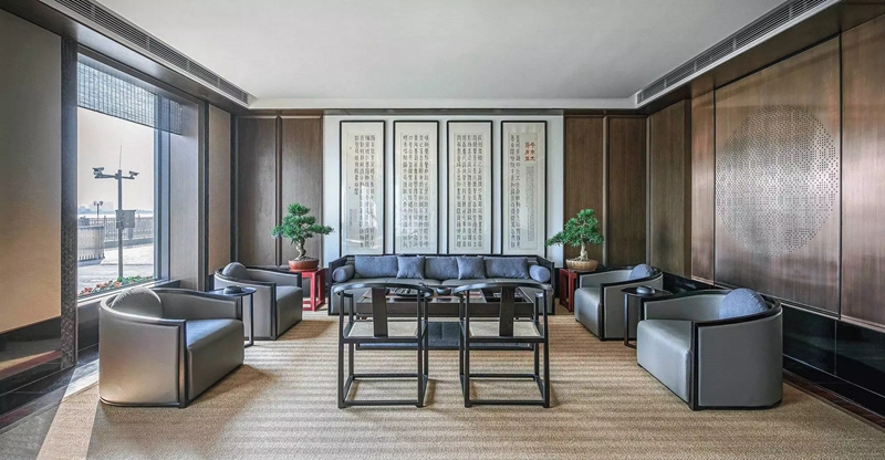 酒店家具廠家,五星級(jí)酒店家具,酒店家具定制廠家,酒店家具定制,酒店固裝家具,酒店家具,酒店套房家具