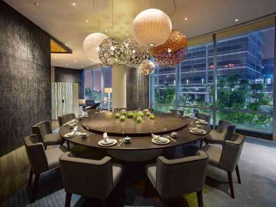 五星級(jí)酒店家具-近年來，酒店家具定制廠家要面對(duì)哪些考驗(yàn)